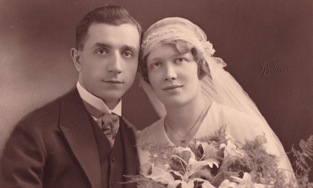 Where to buy Vintage Wedding Dresses uk