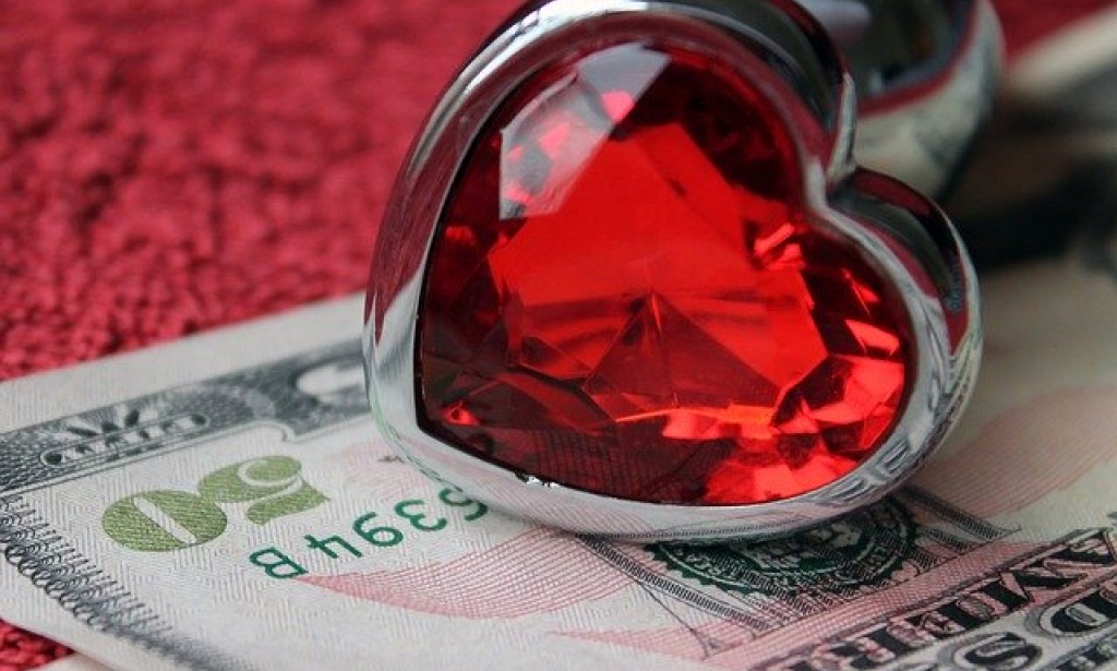 Connection Between Sex and Money; Is sex and money related?