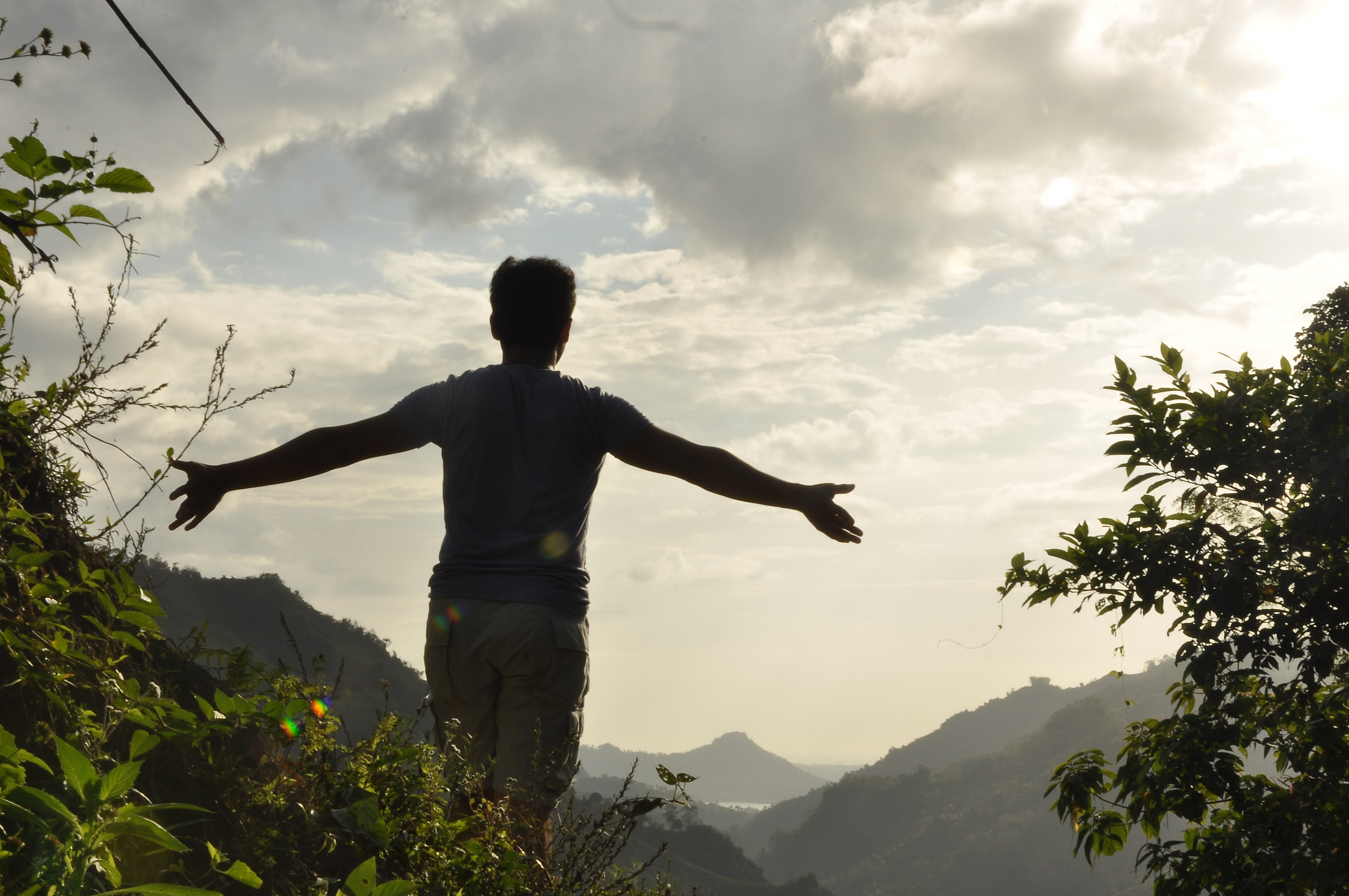 happy & contentedly single