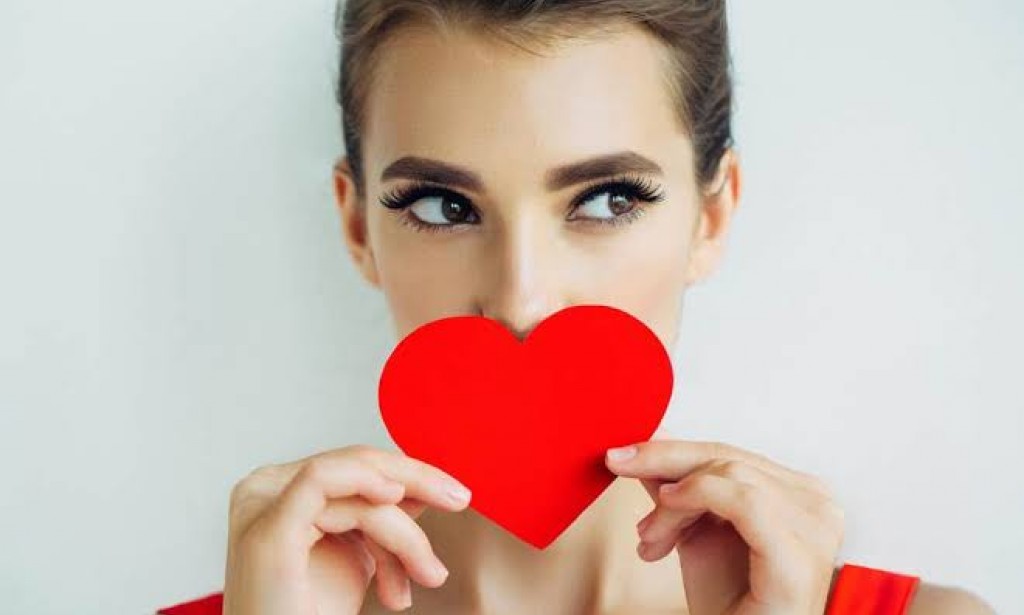 Don't date her if you notice any of these signs…especially numbers 6 and 9