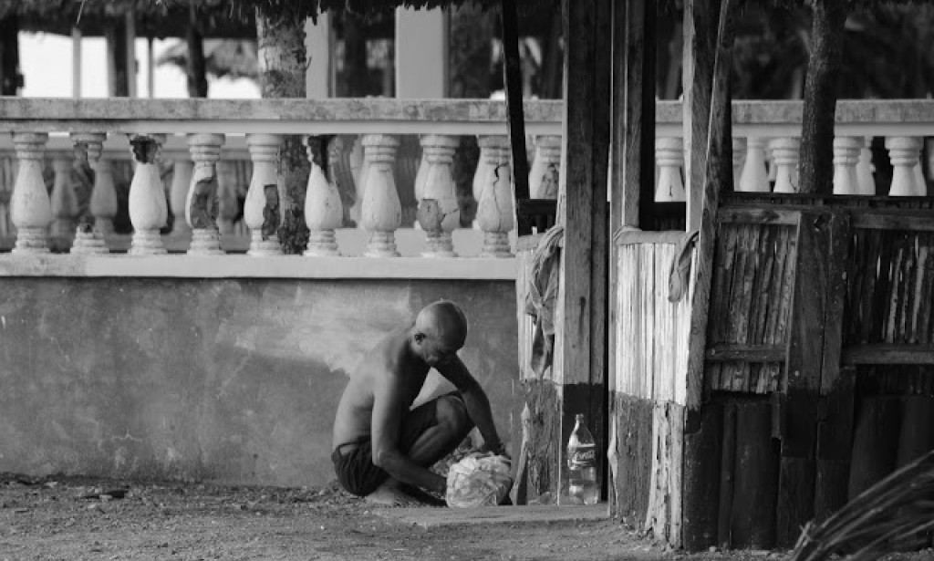 FILIPINO WORDS IN ENGLISH DICTIONARIES