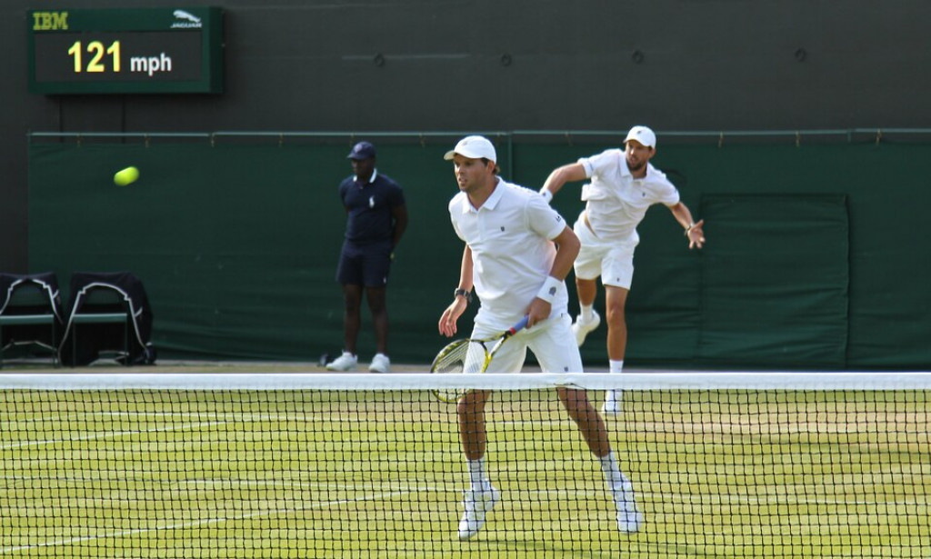 15 "fully vaccinated" Tennis players were unable to complete the Miami Open, sending shockwaves across the tennis world.